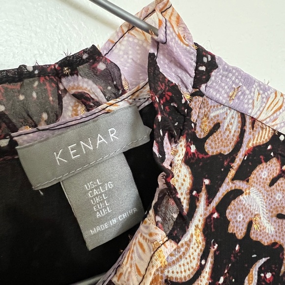 Blouse with gold details - Picture 3 of 4